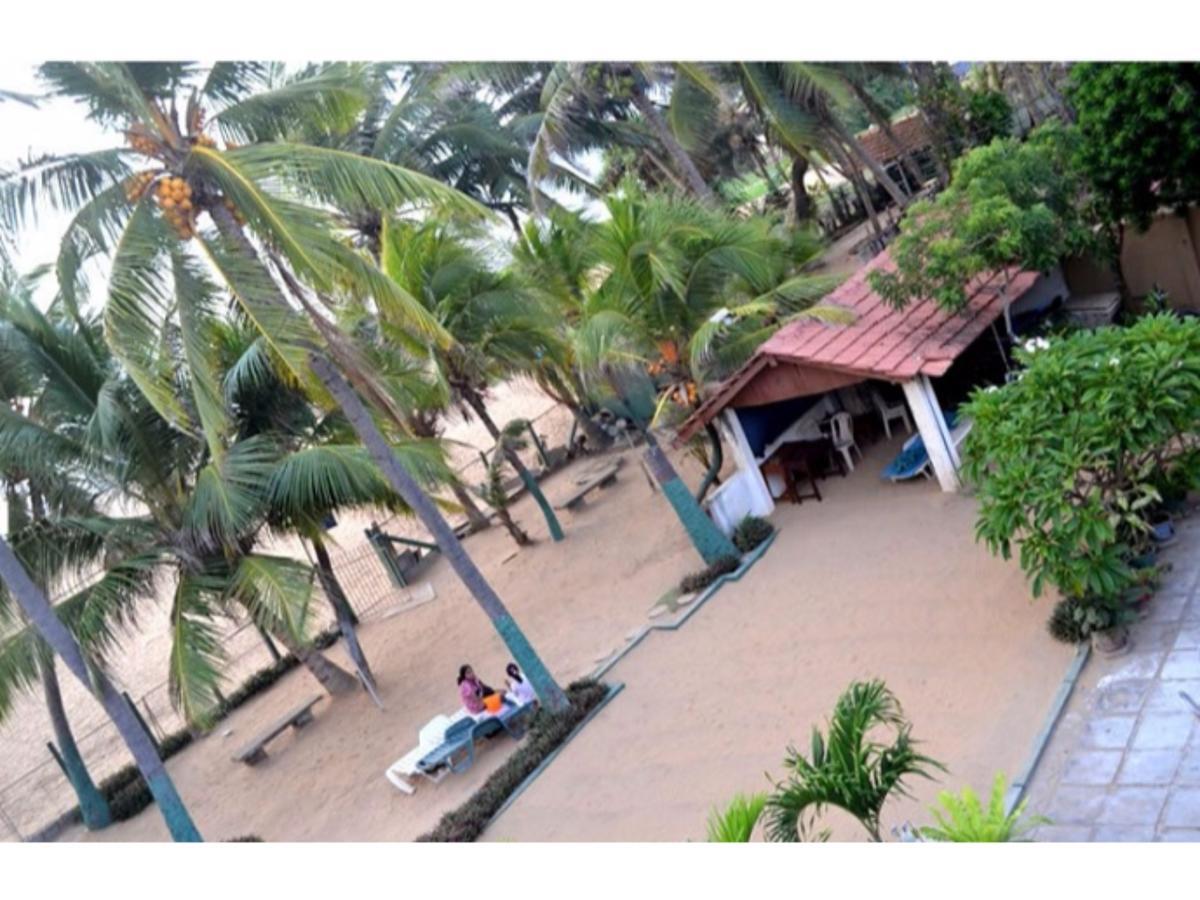 Star Beach Guest House Negombo Exterior photo