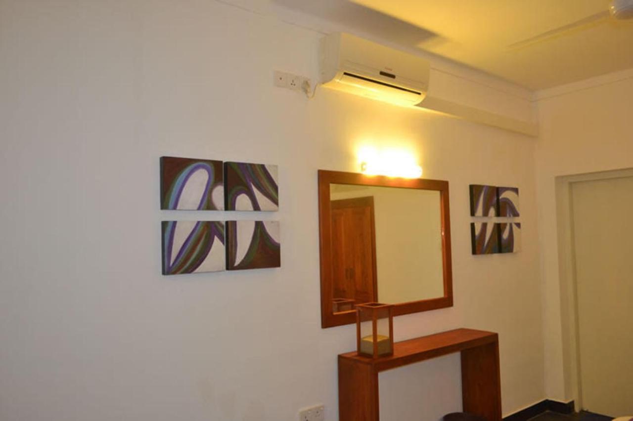 Star Beach Guest House Negombo Exterior photo